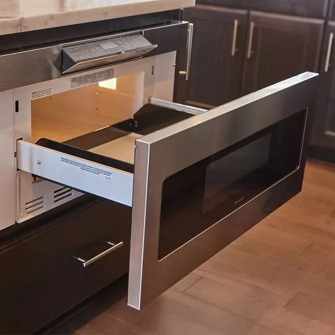 8 praktičnih mogućnosti smještaja u kuhinji plitkih kućanskih aparata 9829_36