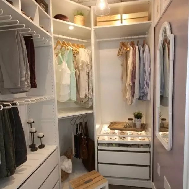 Modern dressing room from storage room: arrangement tips and 50+ successful filling examples 9868_14