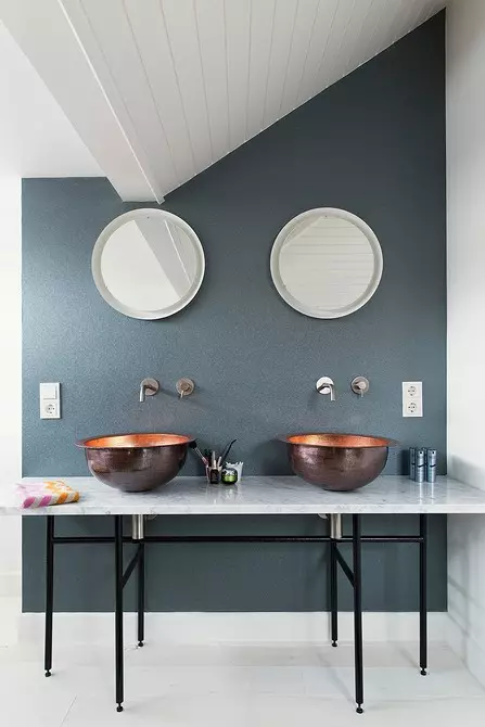 Bathroom ea Loft: Tataiso bakeng sa khetho ea lisebelisoa le lisebelisoa 9874_131