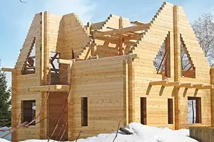 Izgradnja u zimskoj sezoni: prednosti i nedostaci 9895_1