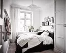 Skandinavisk stil i soverommet Interiør: 50 Vakre eksempler 9947_11