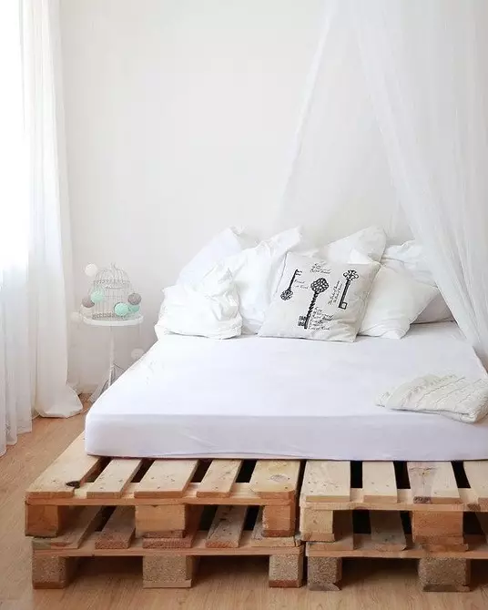 Skandinavisk stil i sovrummet interiör: 50 vackra exempel 9947_74