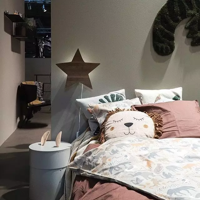 Gaya Skandinavia di interior kamar tidur: 50 contoh indah 9947_92