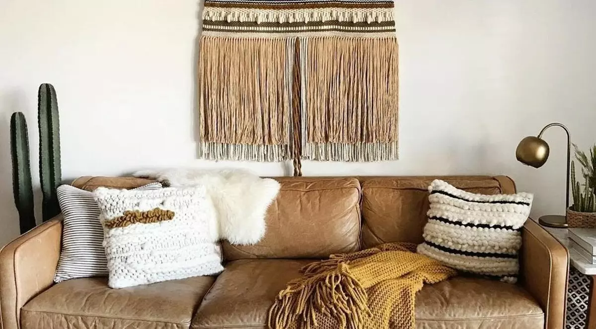 Cum să decorați peretele deasupra canapelei: idei simple și complexe