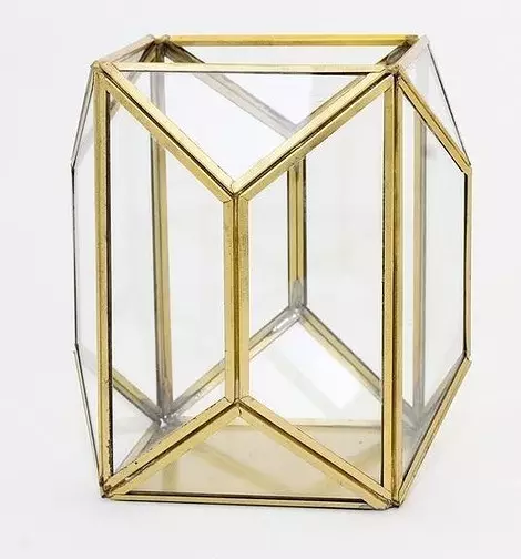 სასანთლე საახალწლო თანამედროვე გეომეტრიული ოქრო