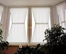 Escolha cortinas curtas para o Windowsill no quarto: 50 melhores opções com fotos 9978_78