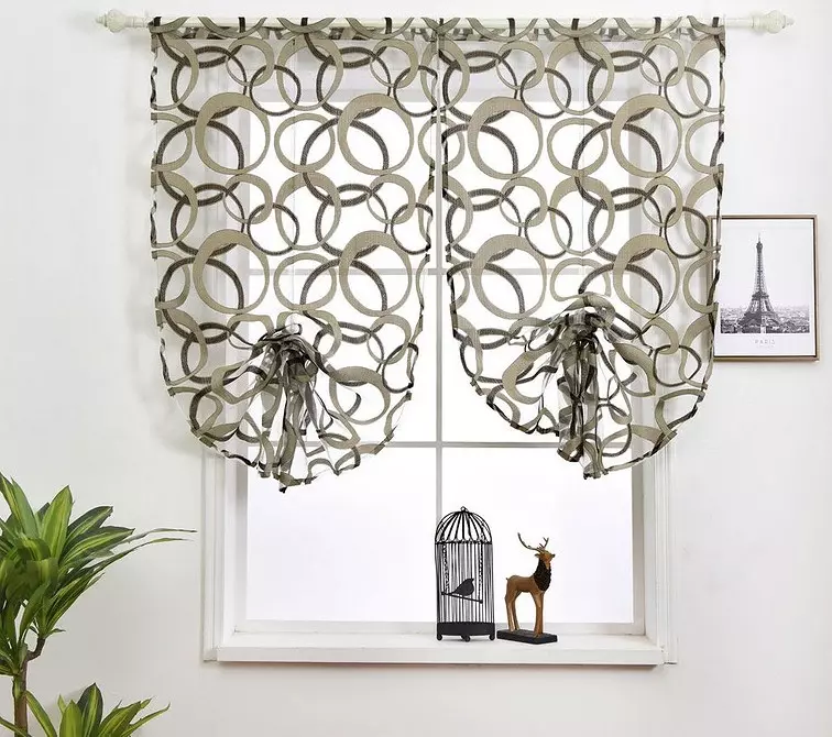 Velg korte gardiner til vinduskarmen i soverommet: 50 beste alternativer med bilder 9978_9